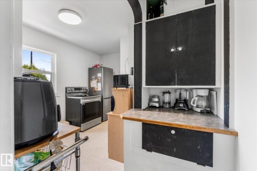 11727 129 Street, Edmonton, AB 