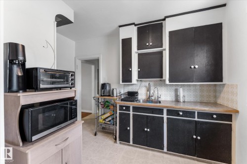 11727 129 Street, Edmonton, AB 