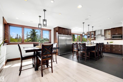 13850 Ravine Drive, Edmonton, AB - Indoor