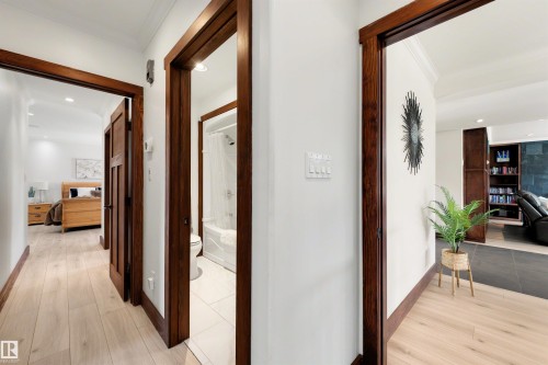 13850 Ravine Drive, Edmonton, AB - Indoor Photo Showing Other Room