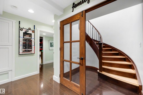 13850 Ravine Drive, Edmonton, AB - Indoor Photo Showing Other Room