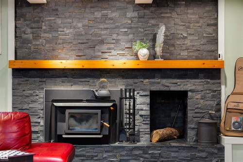 13850 Ravine Drive, Edmonton, AB - Indoor Photo Showing Living Room With Fireplace