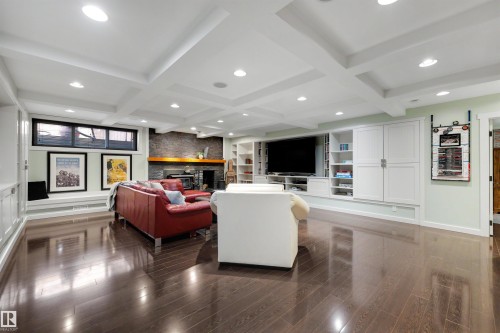 13850 Ravine Drive, Edmonton, AB - Indoor