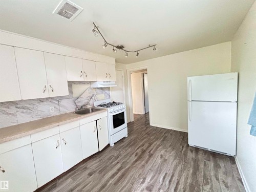 6713 106 Street Nw, Edmonton, AB 