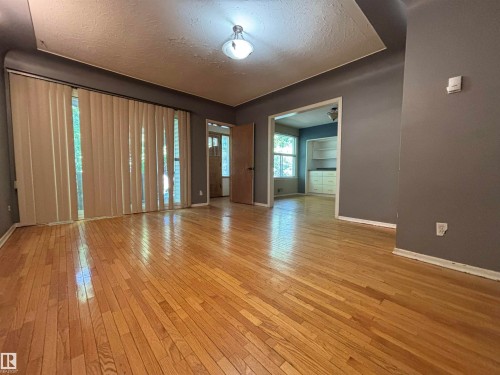6713 106 Street Nw, Edmonton, AB 