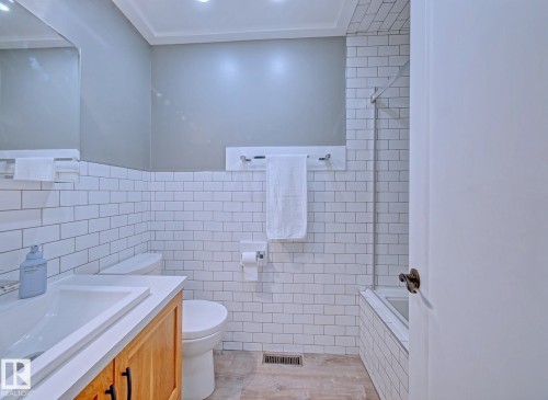 Main 4PC Bath - 5007 47 Street, Lamont, AB 