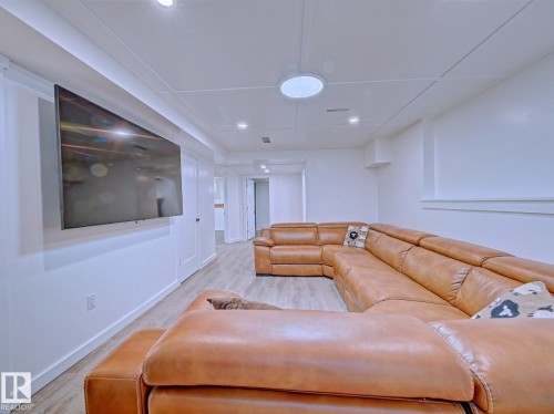 5007 47 Street, Lamont, AB 