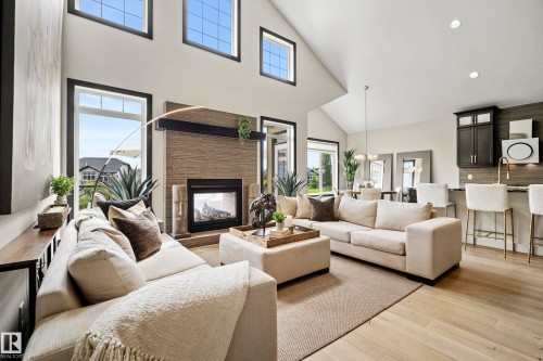 1121 Adamson Drive, Edmonton, AB 