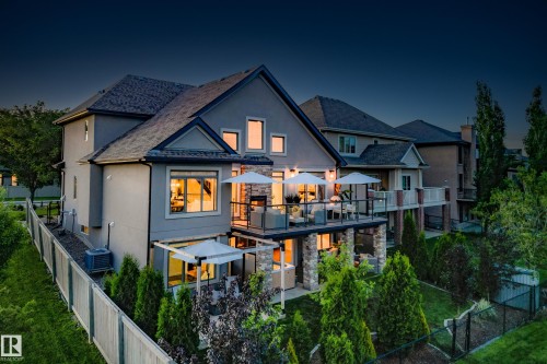1121 Adamson Drive, Edmonton, AB 