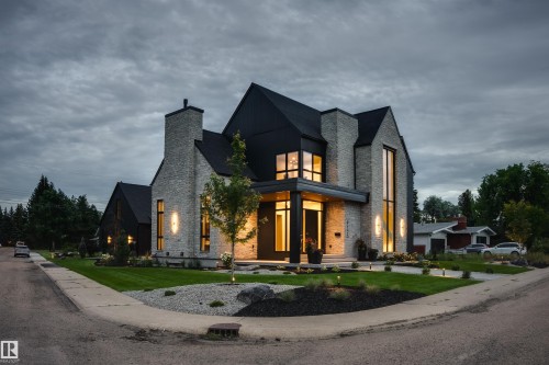 9135 141 Street, Edmonton, AB 
