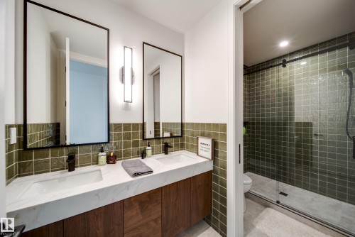 9135 141 Street, Edmonton, AB 