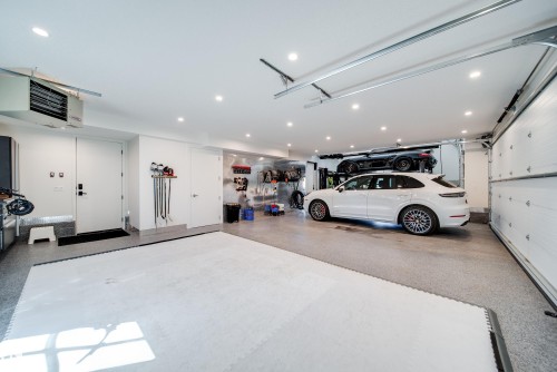 9135 141 Street, Edmonton, AB 