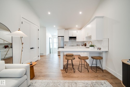 9135 141 Street, Edmonton, AB 