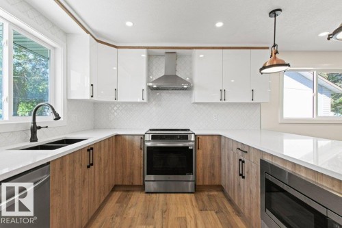 16203 88 Avenue, Edmonton, AB 