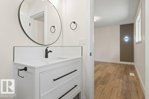 16203 88 Avenue, Edmonton, AB 