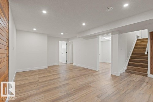 16203 88 Avenue, Edmonton, AB 