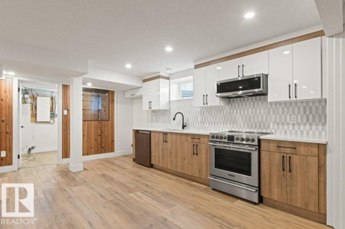 16203 88 Avenue, Edmonton, AB 