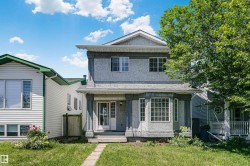 1612 80A Street  Edmonton, AB T6K 4E1