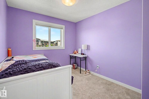 2835 Maple Way, Edmonton, AB 