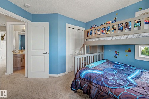 2835 Maple Way, Edmonton, AB 