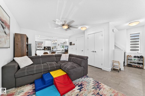 76 330 Bulyea Road, Edmonton, AB 