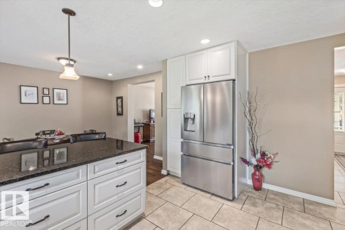 13 Lloyd Place, St. Albert, AB 