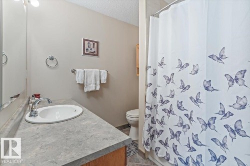 13 Lloyd Place, St. Albert, AB 