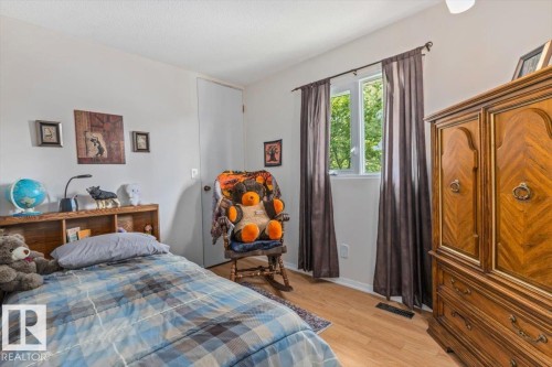13 Lloyd Place, St. Albert, AB 