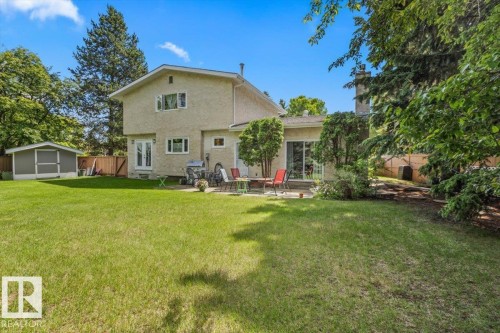 13 Lloyd Place, St. Albert, AB 