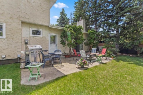 13 Lloyd Place, St. Albert, AB 