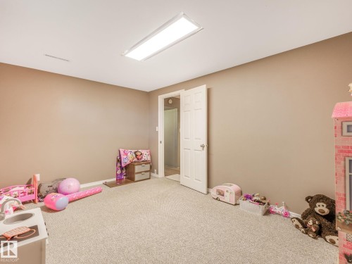 10527 134A Avenue, Edmonton, AB 