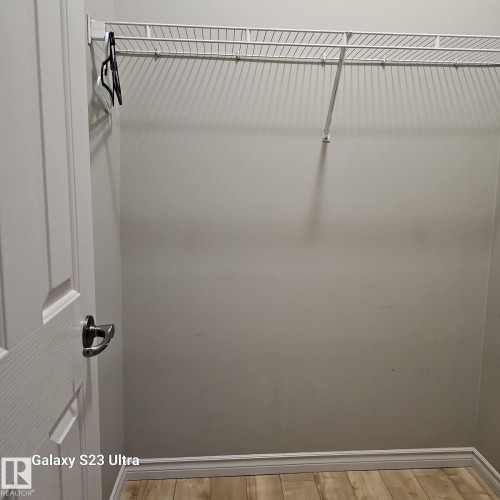 Image quality insufficient for description - 99 13825 155 Avenue, Edmonton, AB 