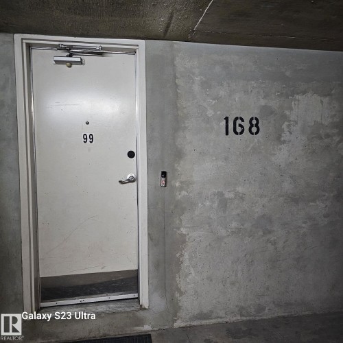 Image quality insufficient for description - 99 13825 155 Avenue, Edmonton, AB 