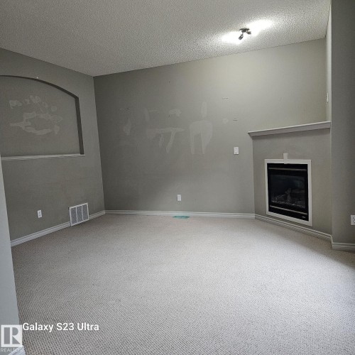Image quality insufficient for description - 99 13825 155 Avenue, Edmonton, AB 