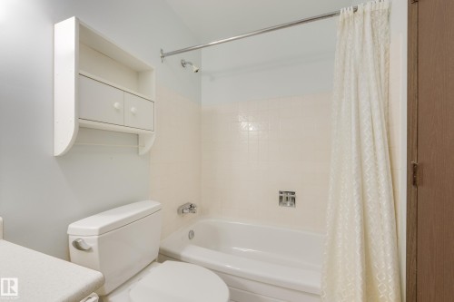 18508 92 Avenue, Edmonton, AB 
