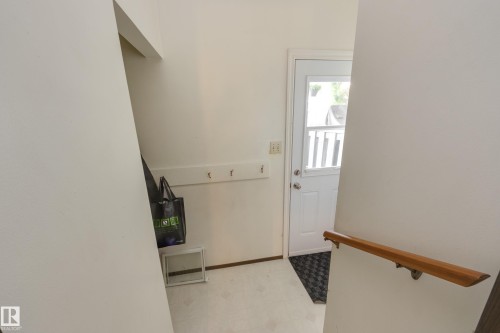 18508 92 Avenue, Edmonton, AB 