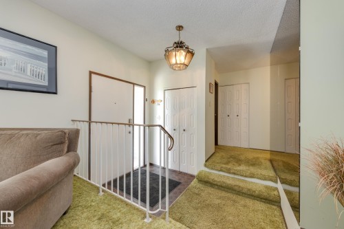 18508 92 Avenue, Edmonton, AB 