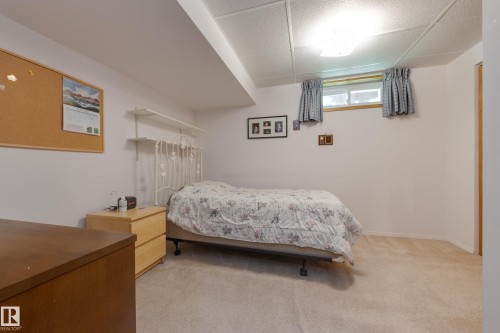 18508 92 Avenue, Edmonton, AB 