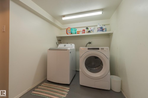 18508 92 Avenue, Edmonton, AB 