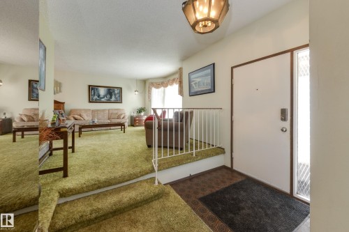 18508 92 Avenue, Edmonton, AB 