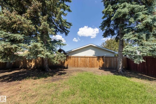 18508 92 Avenue, Edmonton, AB 
