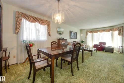 18508 92 Avenue, Edmonton, AB 