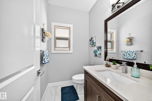 Main Floor Half Bath - 4021 Allan Crescent, Edmonton, AB 