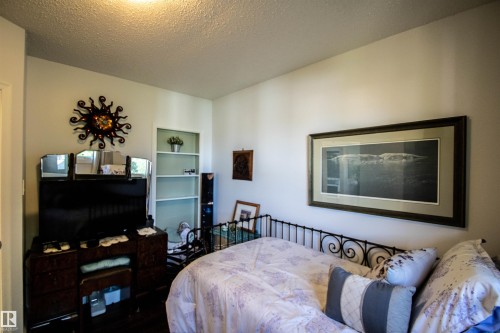 Image quality insufficient for description - 5217 47 Ave, St. Paul Town, AB 