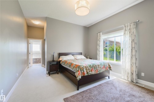 413 Chappelle Drive, Edmonton, AB 