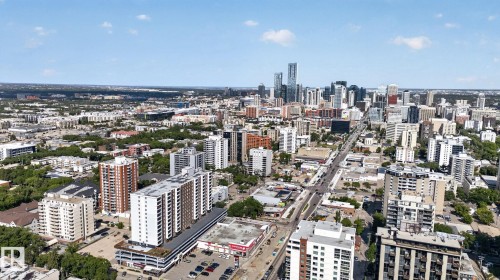 Expansive urban skyline featuring numerous high-rise buildings and a dense city environment - G14 10148 118 Street Nw, Edmonton, AB 