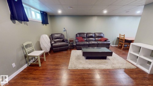 5304 95 Avenue Nw, Edmonton, AB 