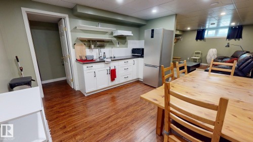 5304 95 Avenue Nw, Edmonton, AB 
