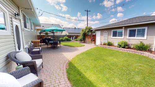 5304 95 Avenue Nw, Edmonton, AB 