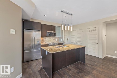 406 10388 105 Street, Edmonton, AB 